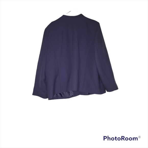 PLUS SIZE Promise New York Suit - Picture 3 of 4